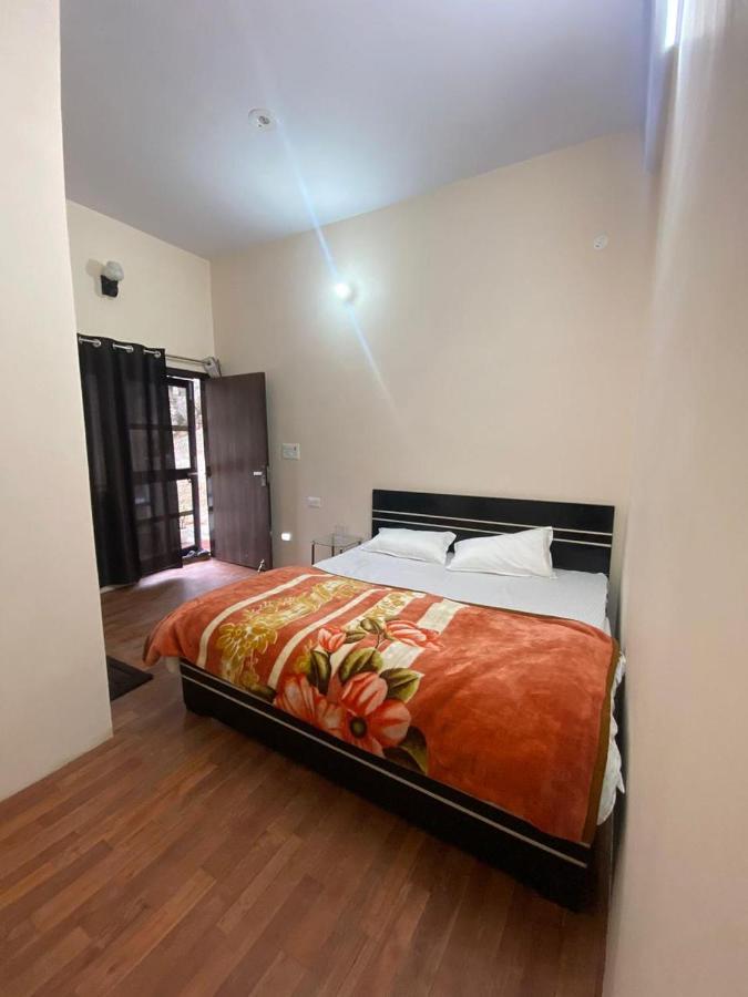 Chirag Homestay Kainchi Nainital Exterior foto