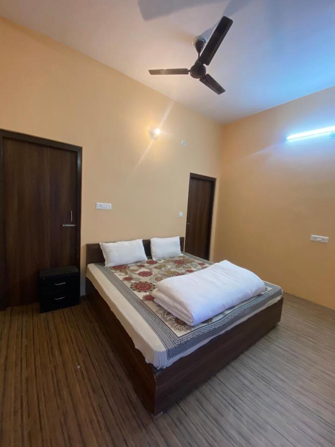 Chirag Homestay Kainchi Nainital Exterior foto